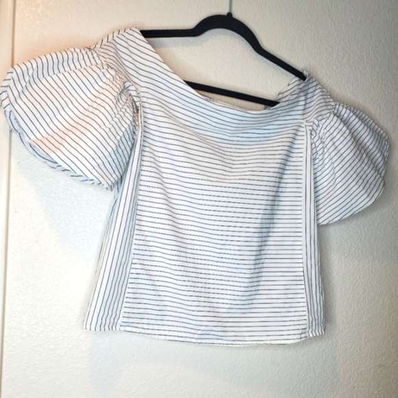 H&M Pinstriped Balloon Sleeve off the Shoulder Top in White/Blue - Picture 2 of 7